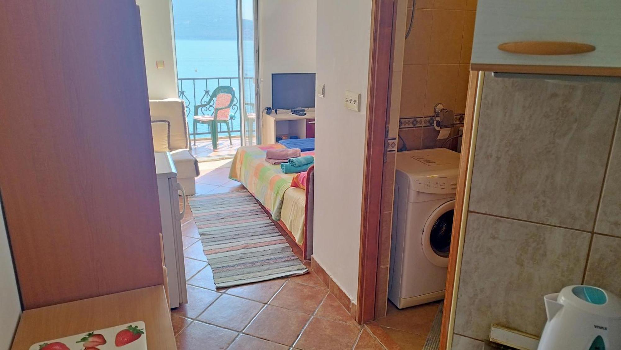 Rooms Beba Herceg Novi Eksteriør billede