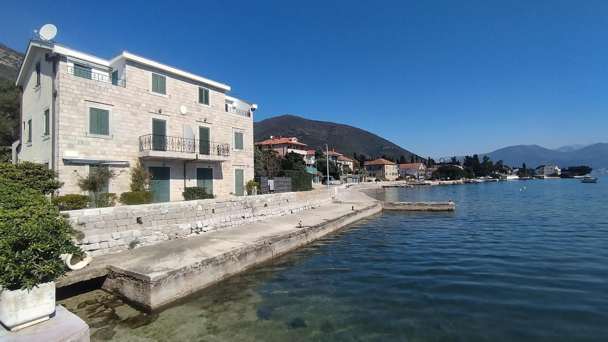 Rooms Beba Herceg Novi Eksteriør billede